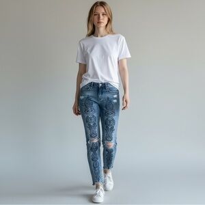 Blank NYC Embroidered, Skinny Classique, Distressed Raw Edge Jeans - size 24